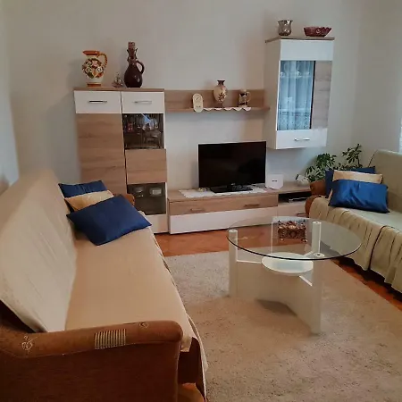 Marija & Iko アパート トロギール